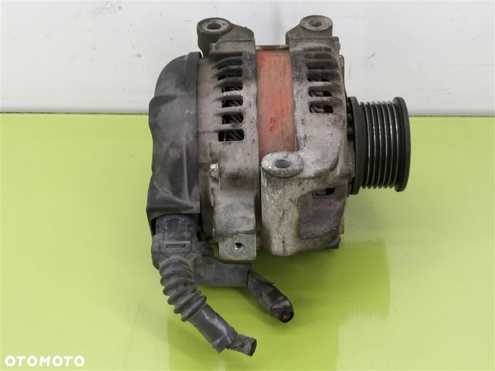 Alternator Toyota Avensis II T25 2003-2006 2.0 D4D 126KM DENSO 1042104521 - 3
