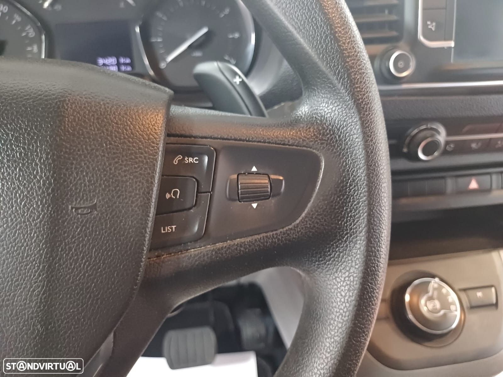 Peugeot Expert 2.0 BlueHDi Semi-Vidrado Standard EAT8 - 14