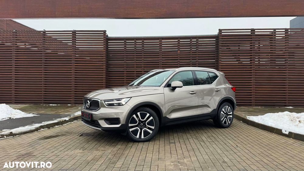 Volvo XC 40 D4 AWD Geartronic Inscription - 4