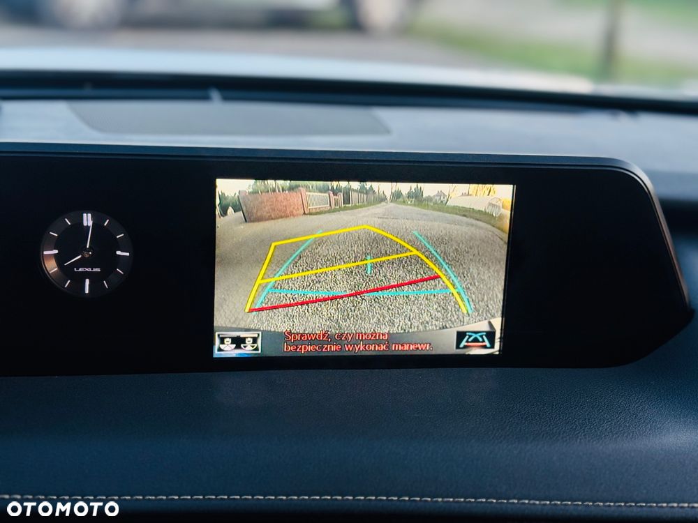 Lexus UX 200 GPF Business 2WD - 17