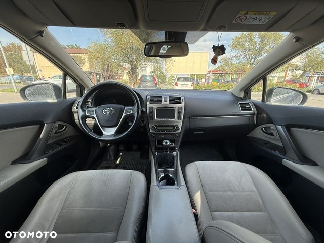 Toyota Avensis 2.0 D-4D Premium - 7
