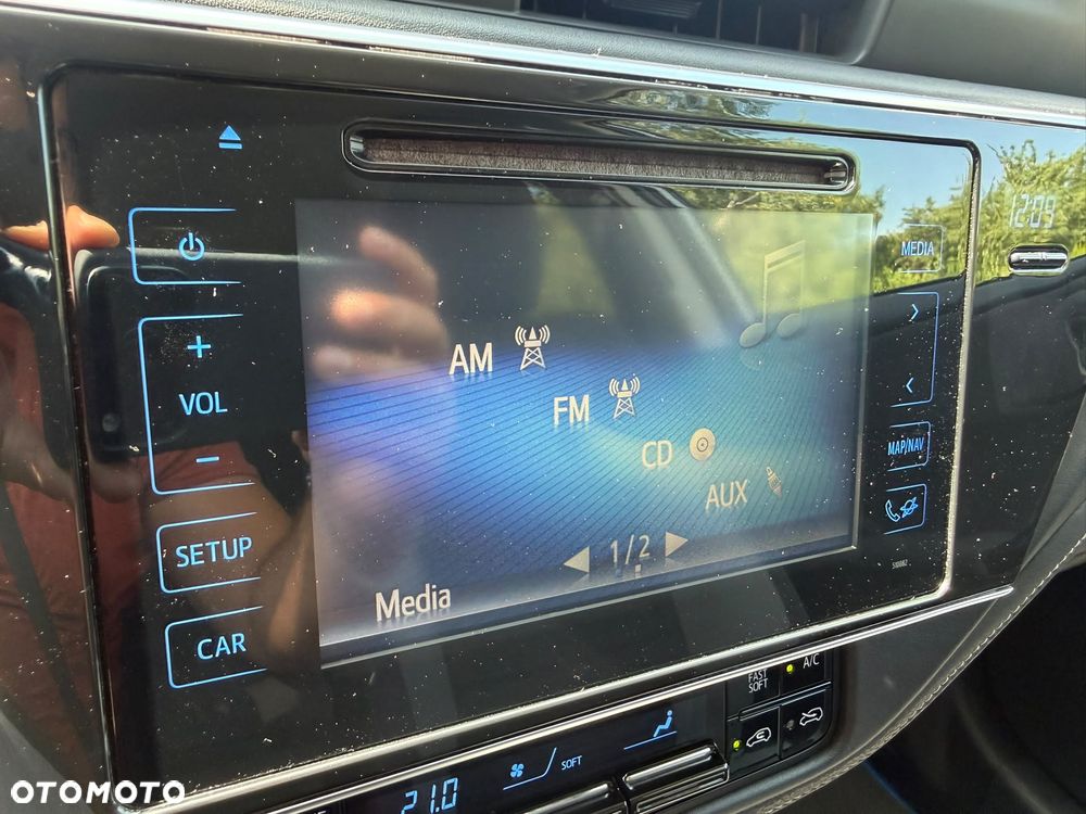 Toyota Auris - 12