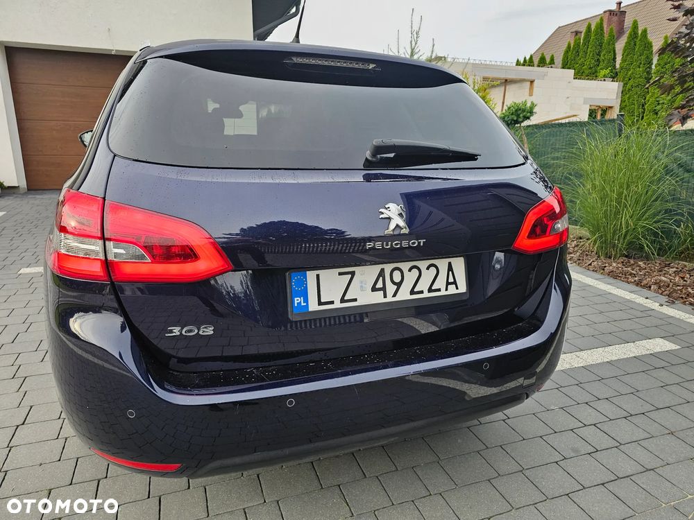 Peugeot 308 BlueHDi 130 Stop & Start Allure - 22