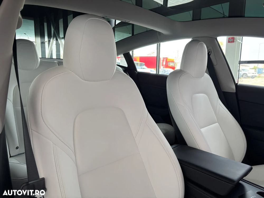 Tesla Model 3 Langstreckenbatterie Allradantrieb Dual Motor - 13