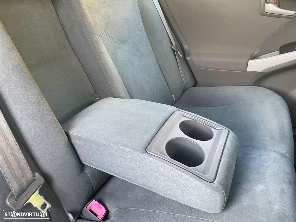 Toyota Prius 1.8 Exclusive - 10