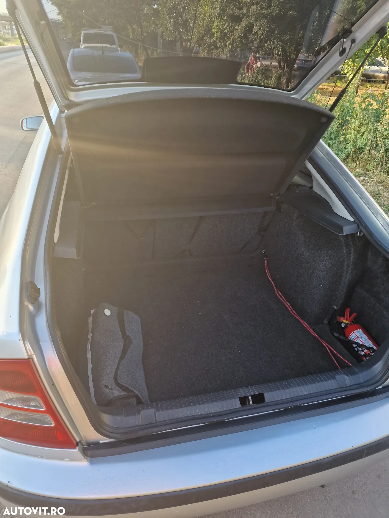 Skoda Octavia 1.6 Classic - 5