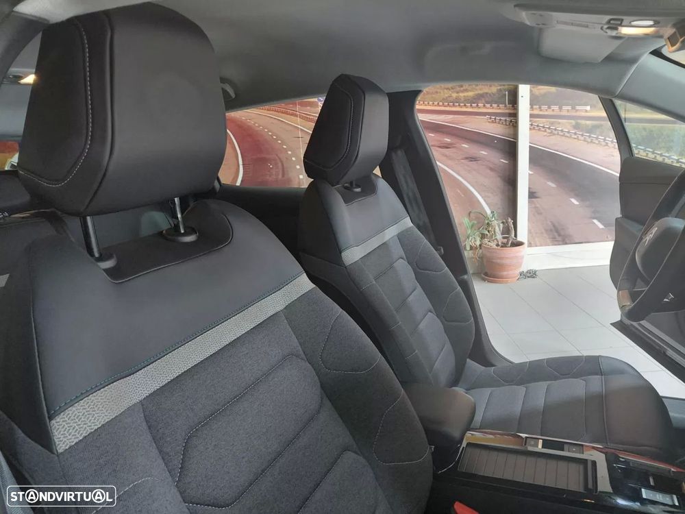 Citroën e-C4 50 kWh Shine Pack - 26