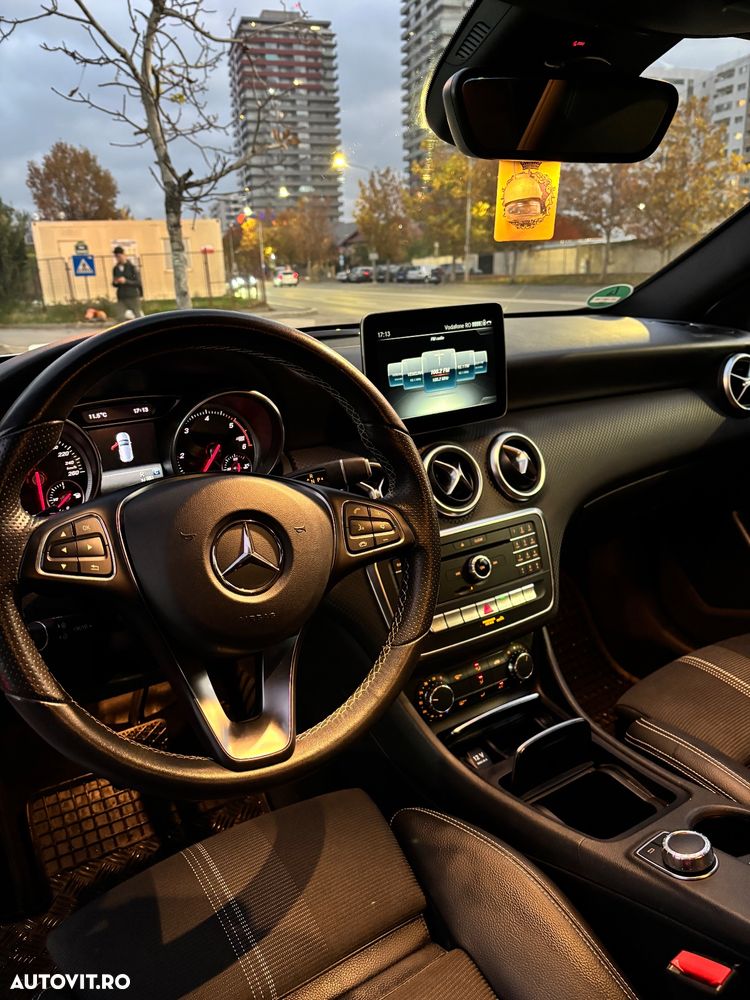 Mercedes-Benz A 180 d 7G DCT - 13