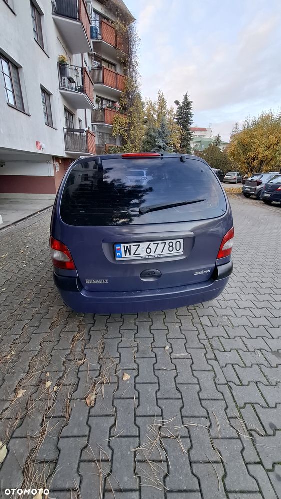 Renault Scenic - 6