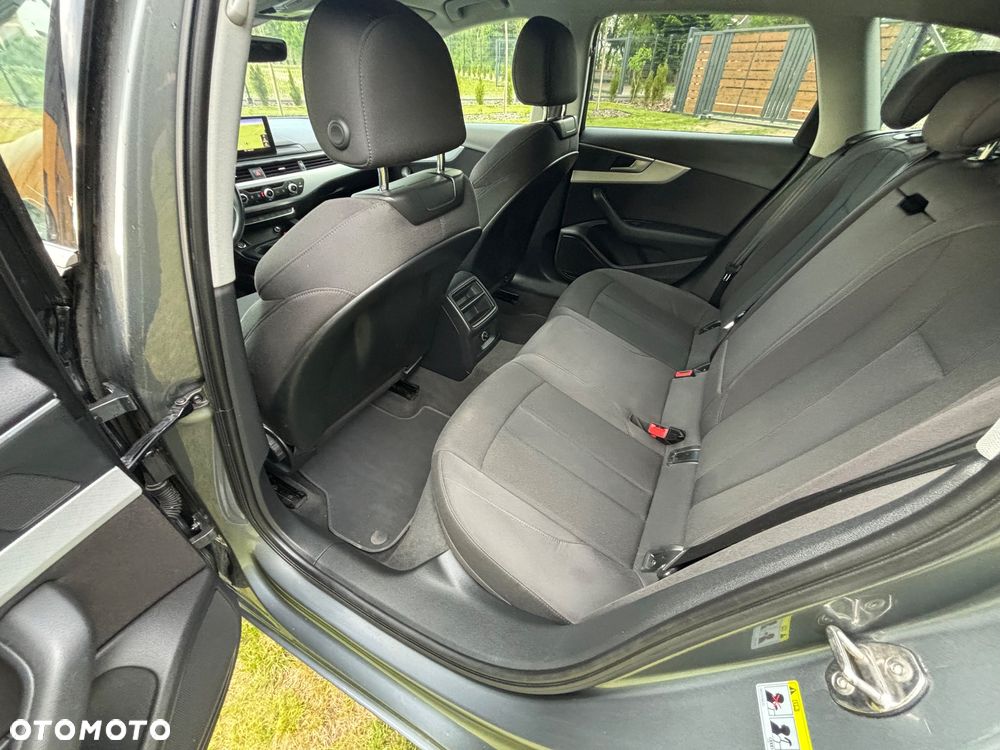 Audi A4 Avant 2.0 TDI Sport S tronic - 9