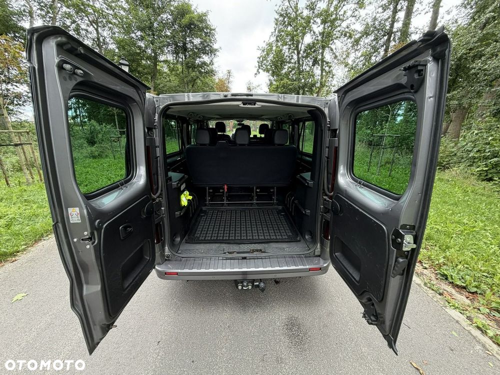 Opel Vivaro - 24