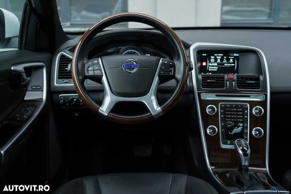 Volvo XC 60 D4 Geartronic Summum - 29