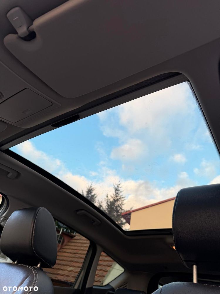 Ford Kuga 2.0 TDCi Titanium FWD - 3