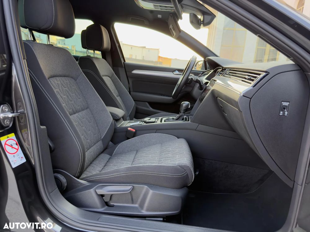Volkswagen Passat 2.0 TDI SCR DSG Business - 19