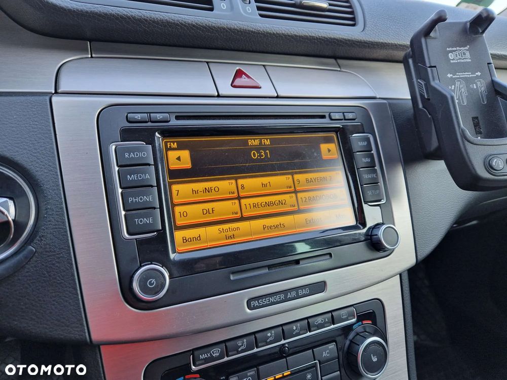 Volkswagen Passat Variant 2.0 TDI Highline DSG - 17