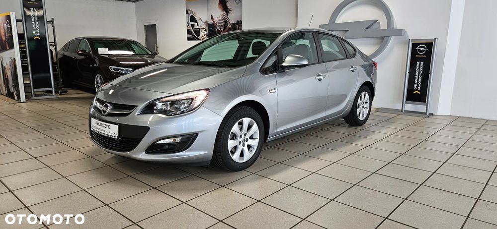 Opel Astra IV 1.6 Active - 3