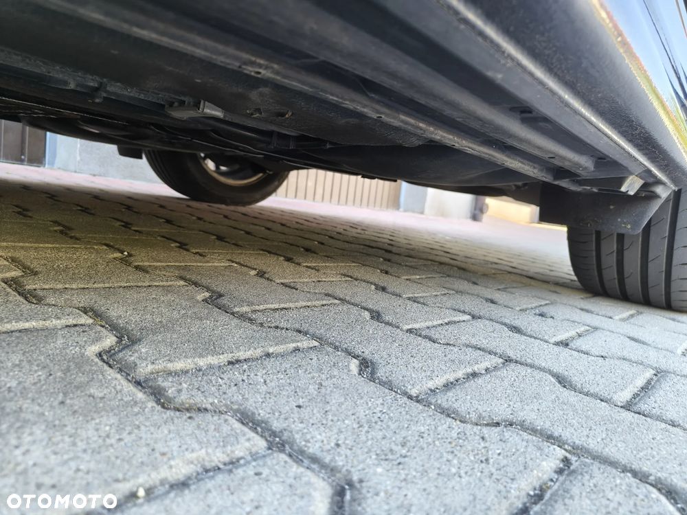BMW Seria 5 - 13