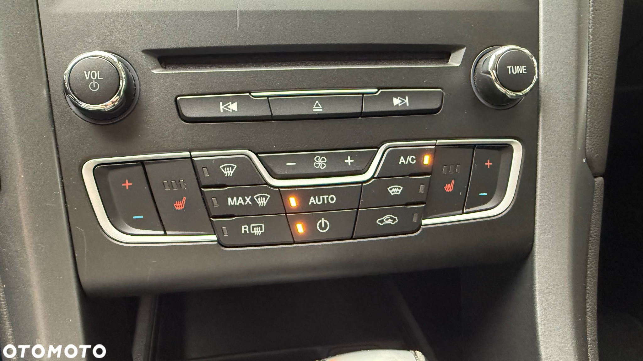 Ford Mondeo 2.0 TDCi Ambiente Plus PowerShift - 22