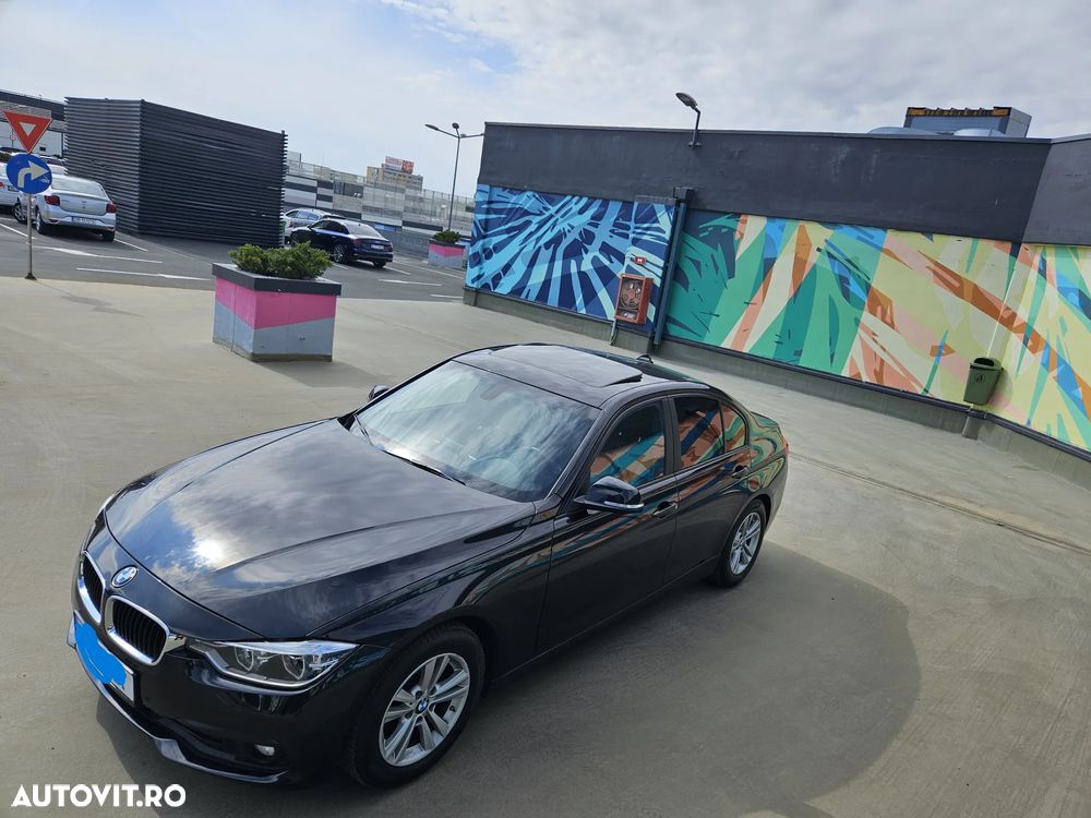 BMW Seria 3 320d Sport Line - 14