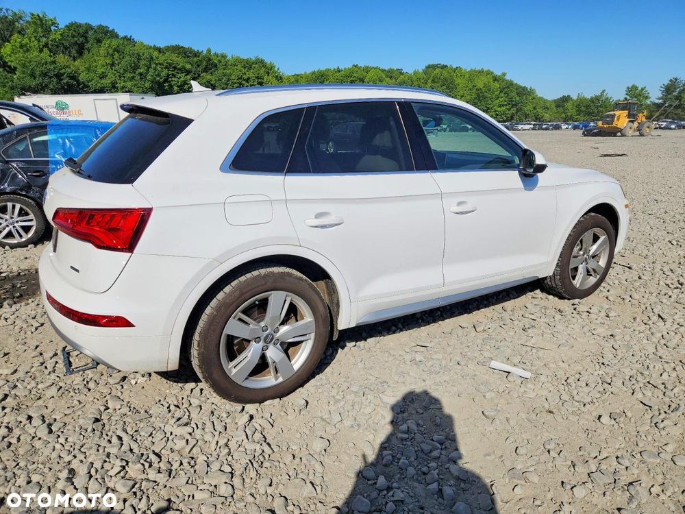 Audi Q5 2.0 TFSI Quattro S tronic design - 4
