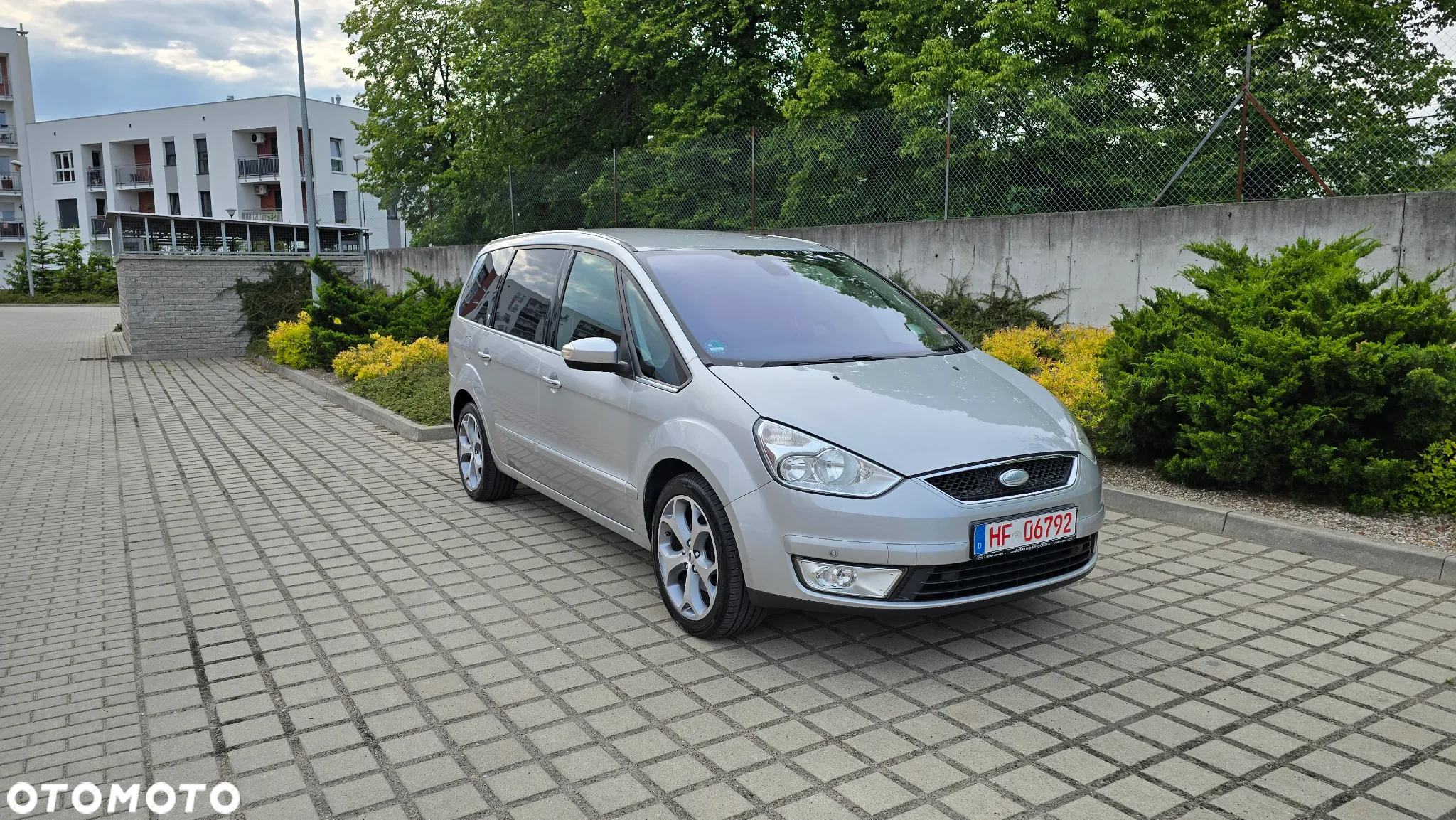 Ford Galaxy 2.0 TDCi Ghia - 40