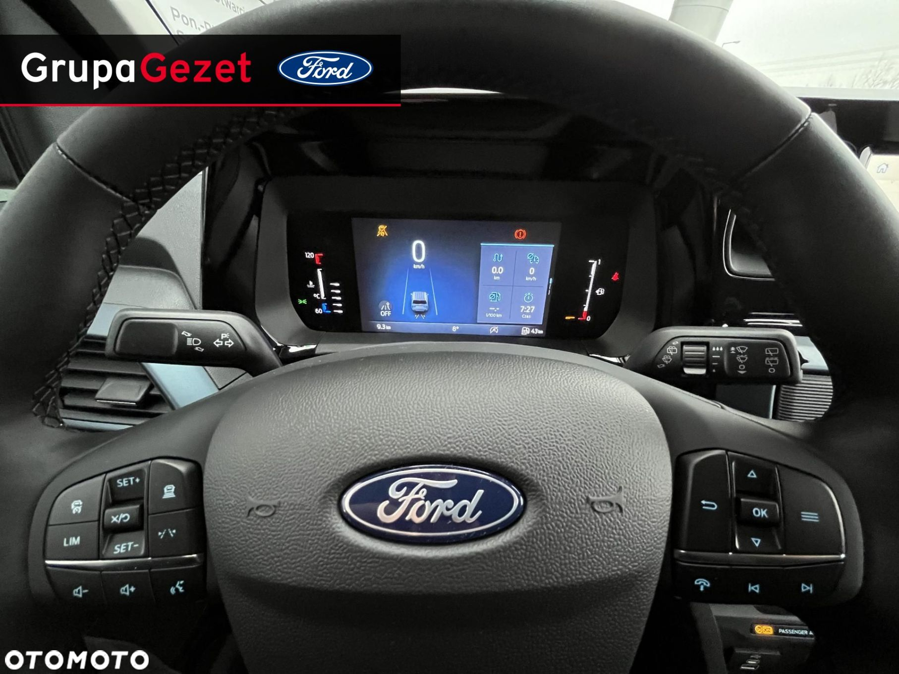 Ford Tourneo Courier - 12