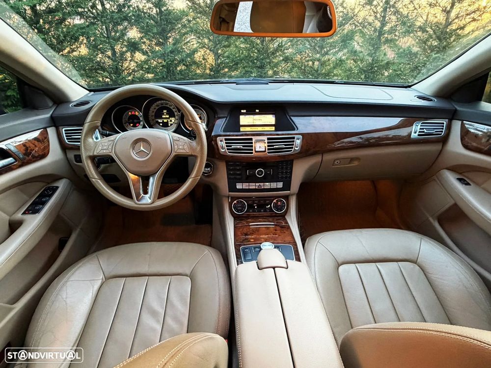 Mercedes-Benz CLS 250 CDI DPF BlueEFFICIENCY 7G-TRONIC - 17