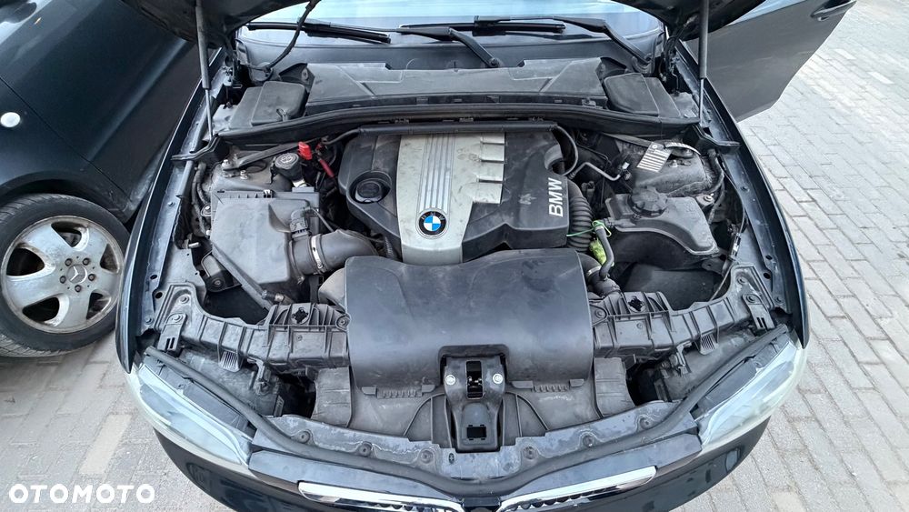 BMW Seria 1 120d - 24