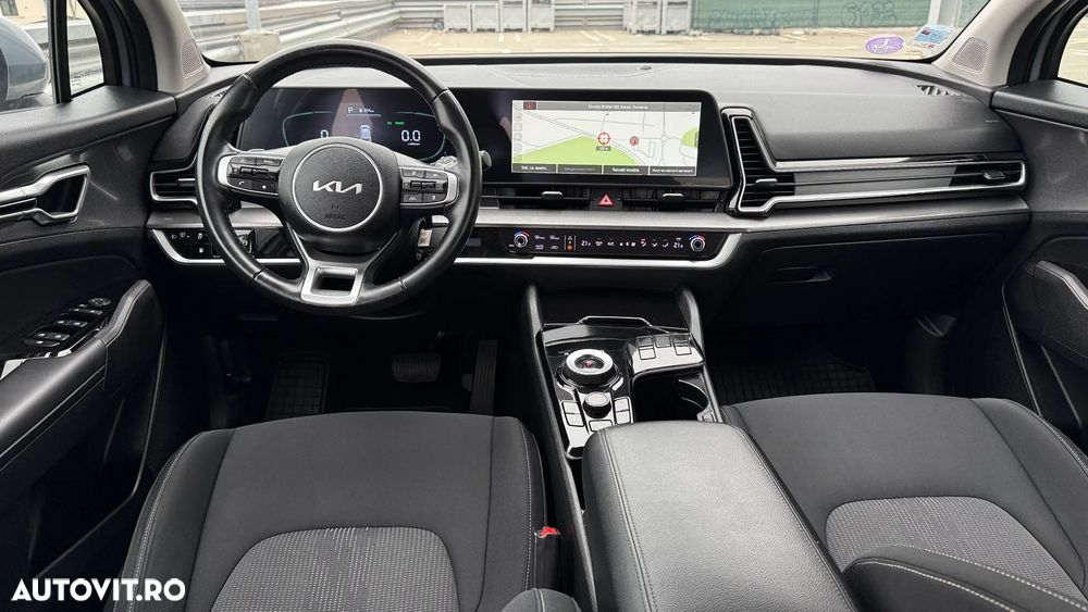 Kia Sportage 1.6 T-GDI PHEV 6AT 4x4 Business Line - 6