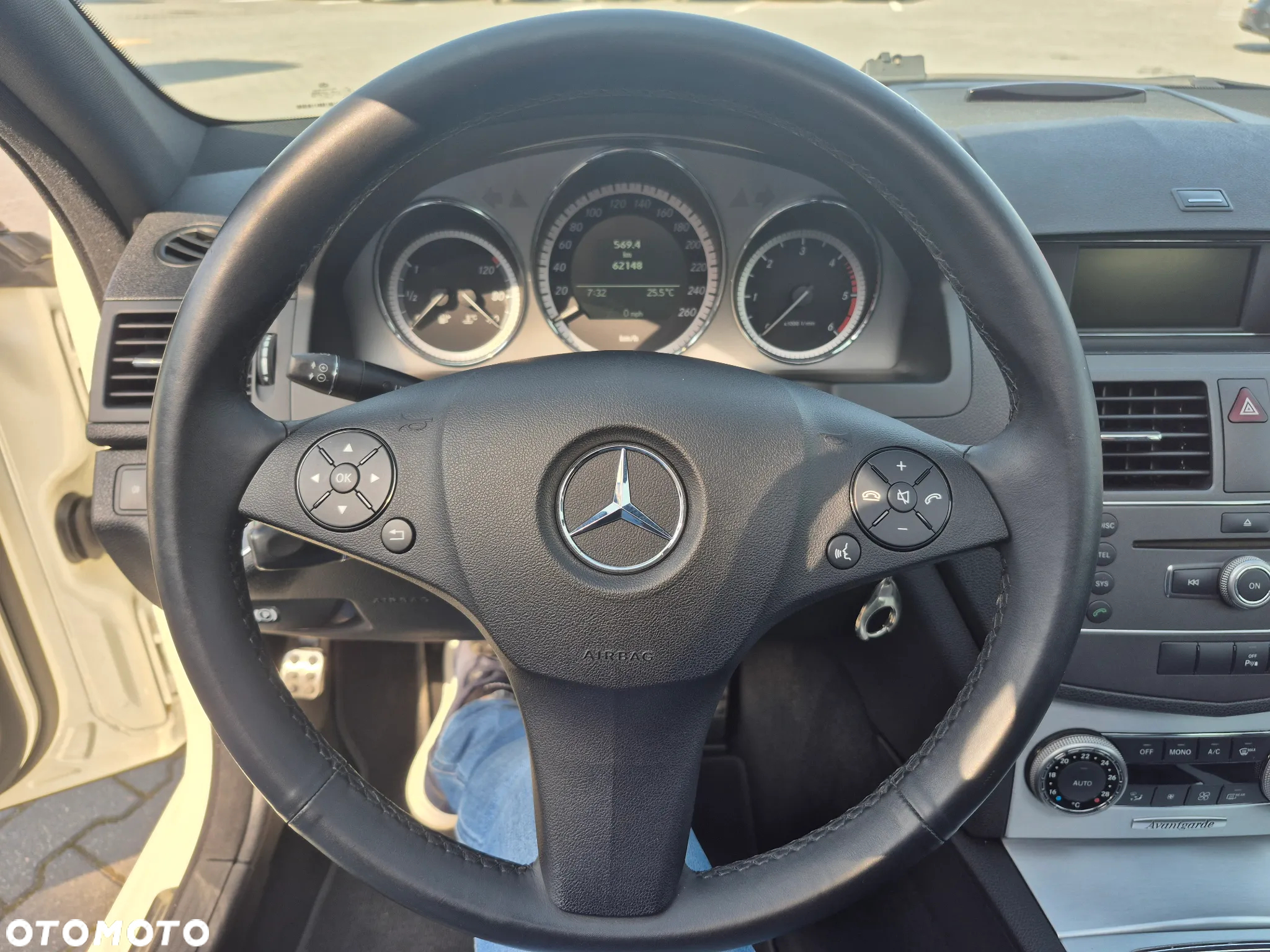Mercedes-Benz Klasa C 220 (BlueTEC) d AMG Line - 22