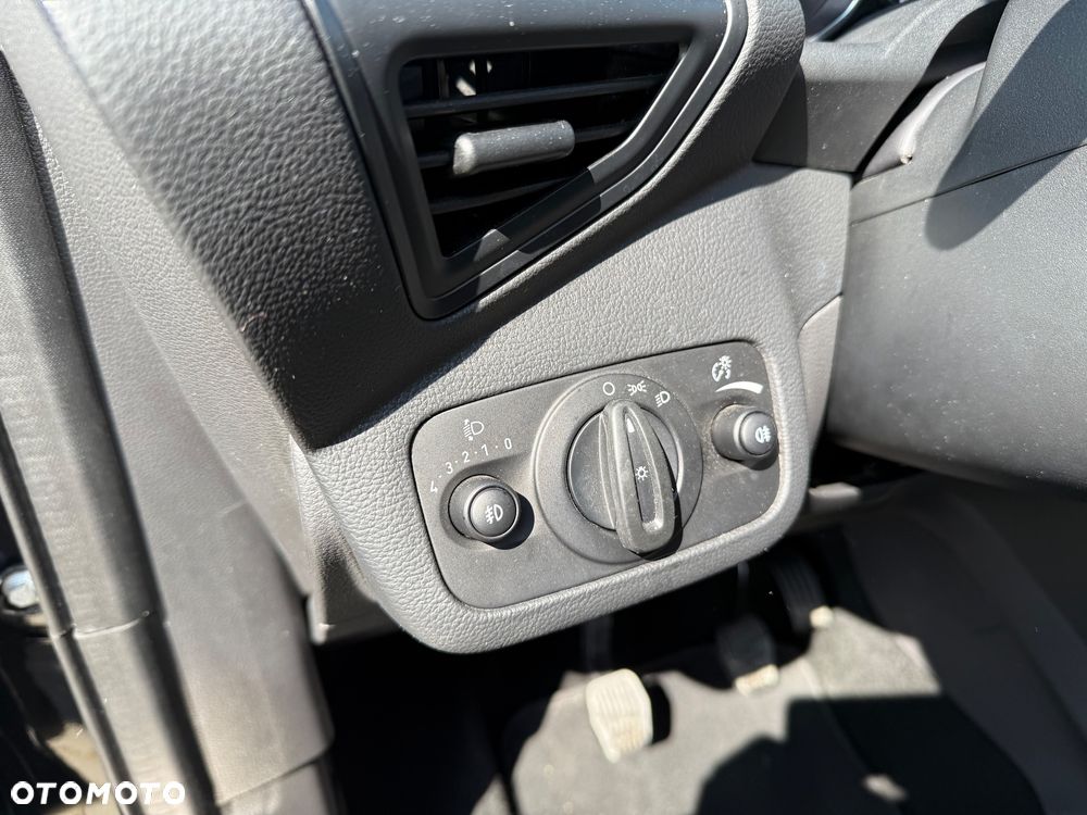 Ford Kuga 1.5 EcoBoost 2x4 Trend - 35