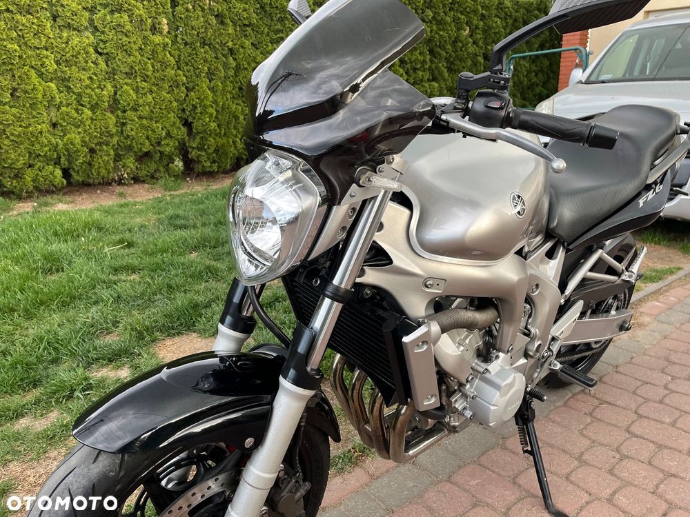 Yamaha FZ6 - 21