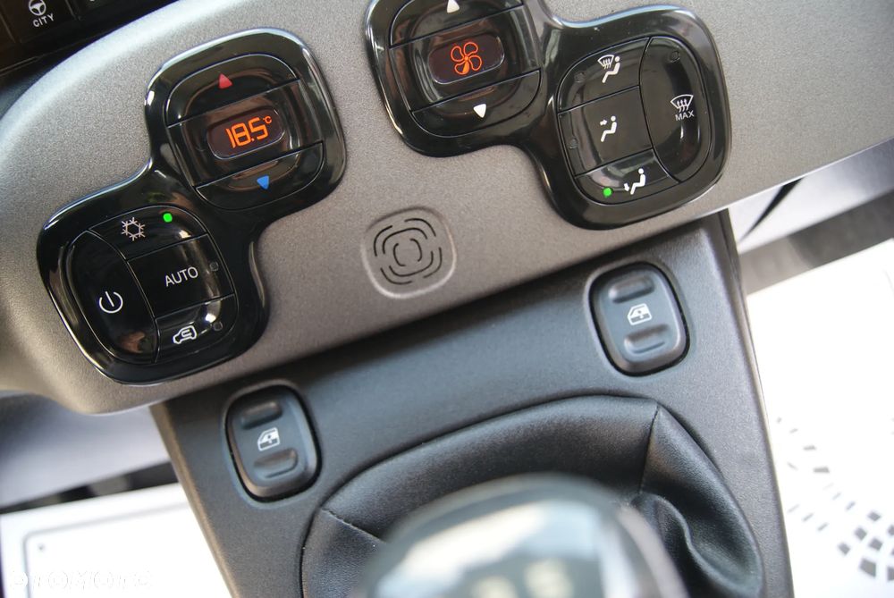 Fiat Panda 1.2 Lounge EU6 - 28