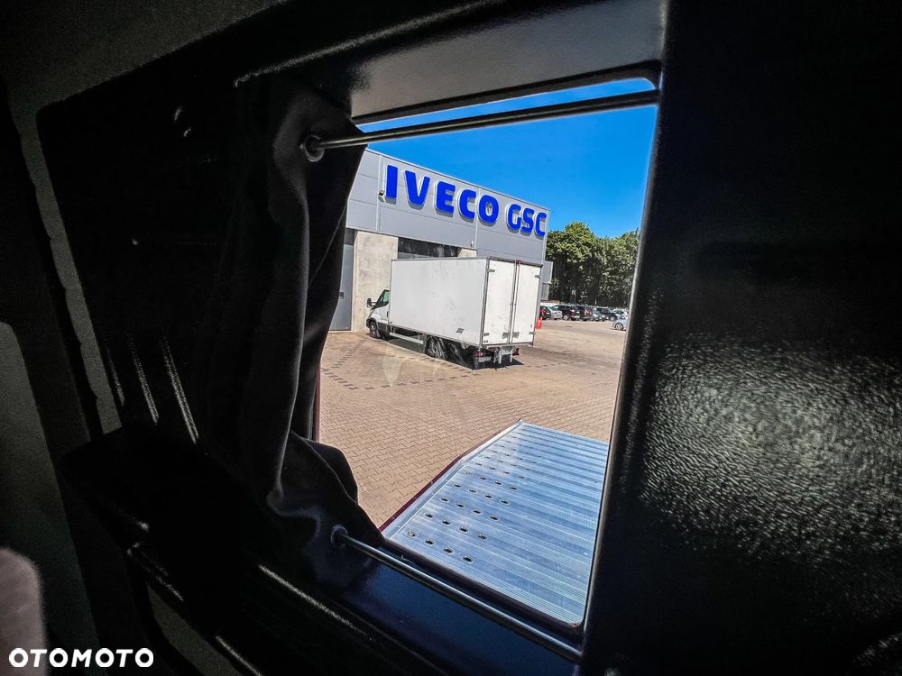 Iveco Daily Autolaweta od ręki ! VDI z kabiną sypialną - 30
