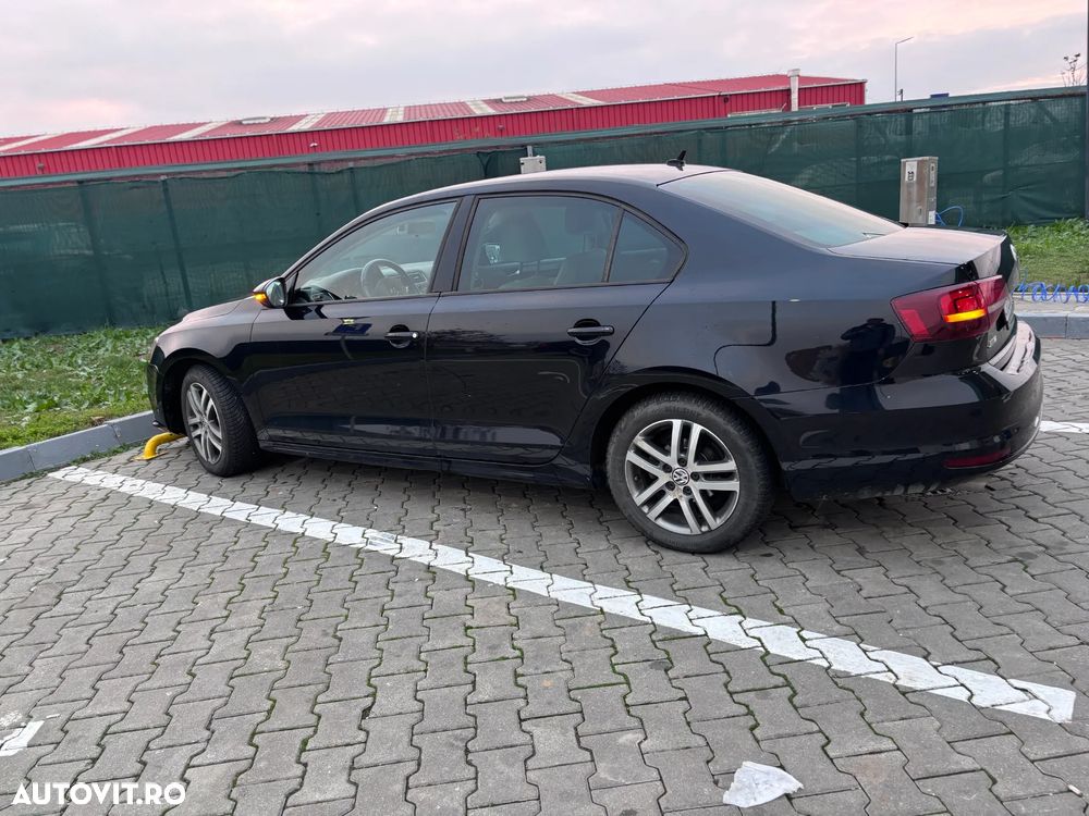 Volkswagen Jetta 1.2 TSI Comfortline - 6