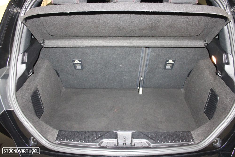 Ford Fiesta 1.0 EcoBoost ST-Line — fotografia 28
