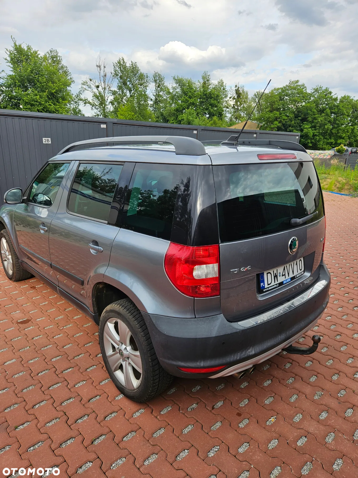 Skoda Yeti 2.0 TDI DPF 4x4 Adventure - 6