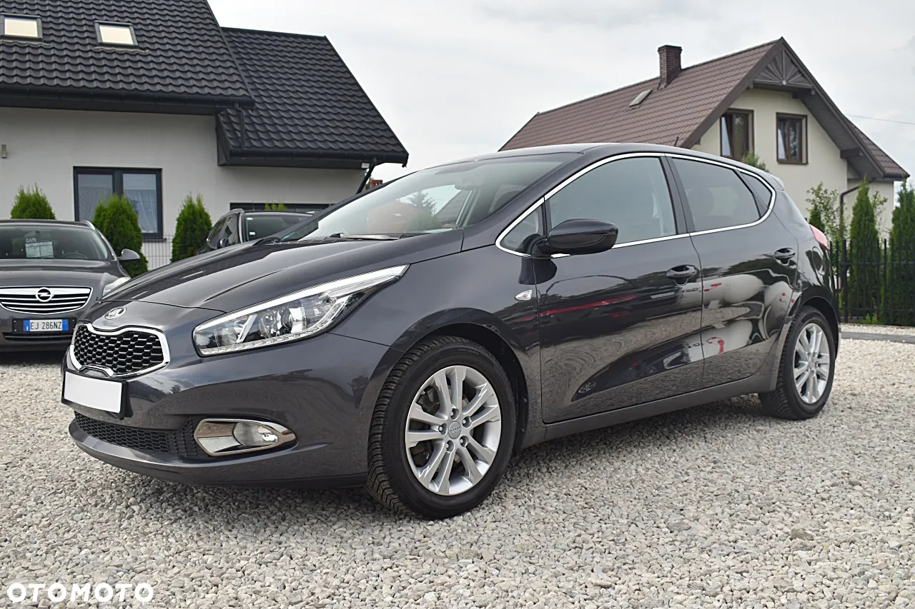Kia Ceed Cee'd 1.6 CRDi XL - 4