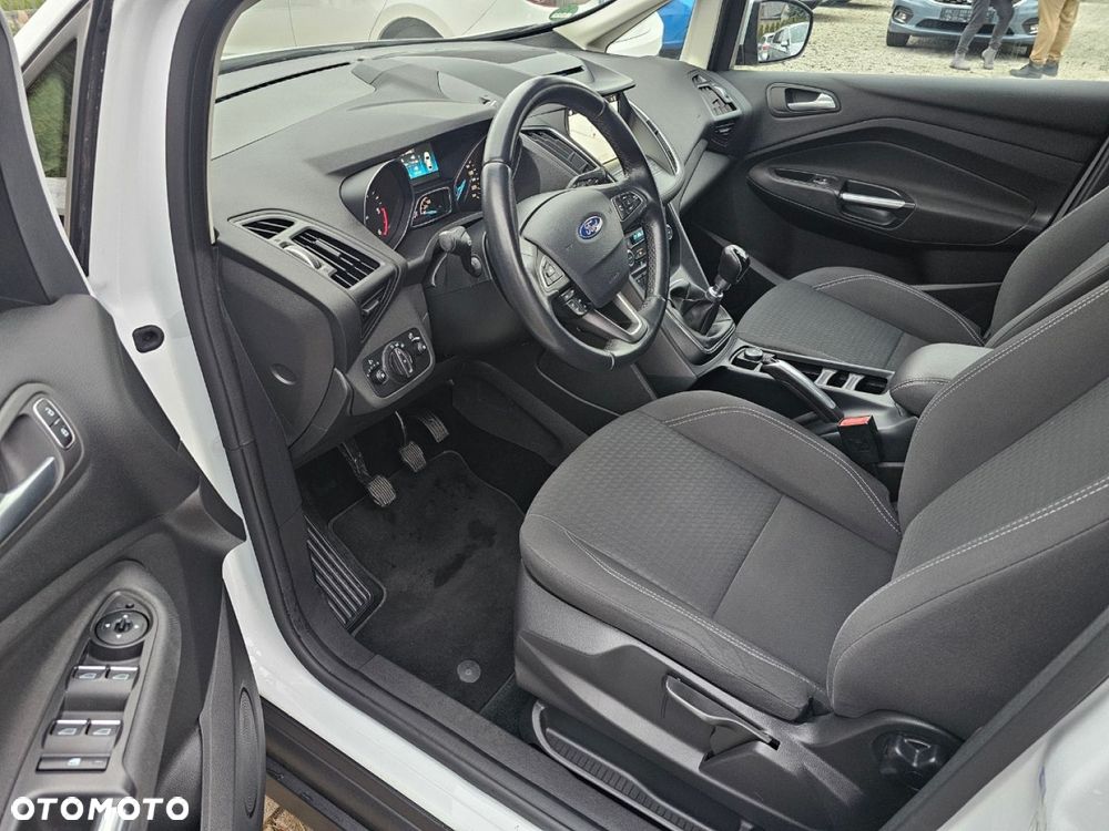 Ford C-MAX - 17