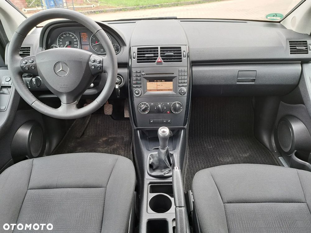 Mercedes-Benz Klasa A 160 BlueEfficiency - 18