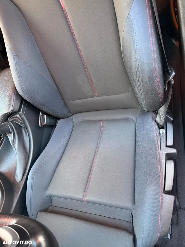 BMW Seria 3 318d Aut. Sport Line - 19