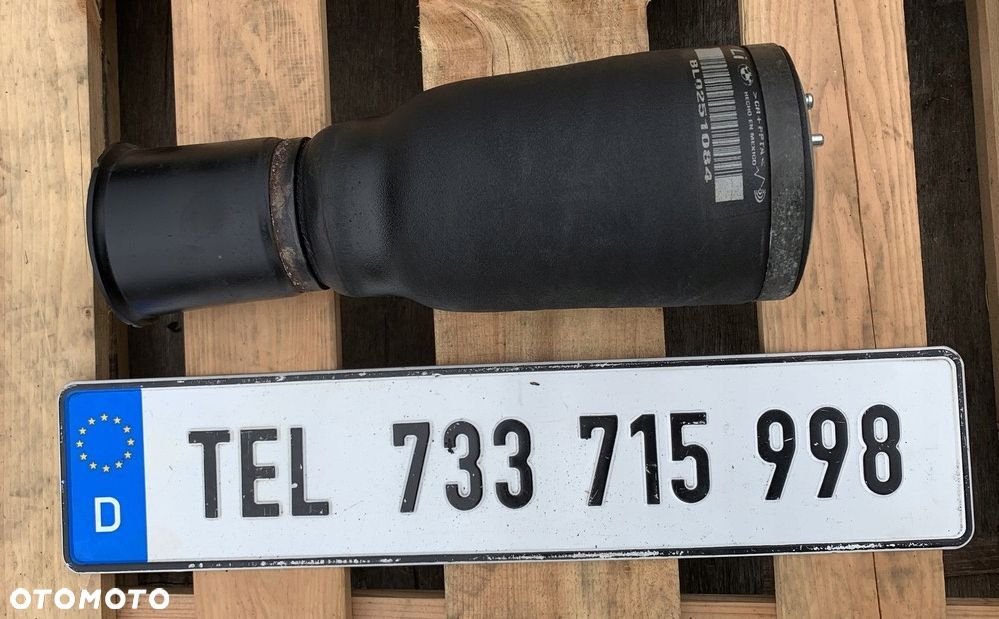 PODUSZKA NIVO LEWA JAK NOWA BMW E39 - 1