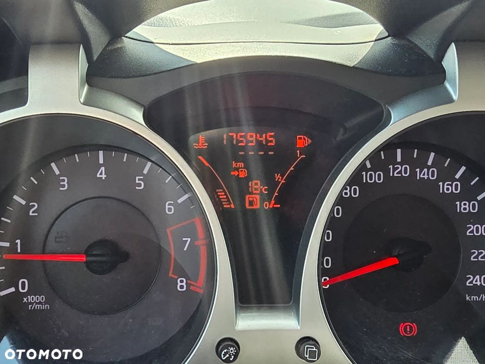 Nissan Juke 1.6 DIG-T Tekna - 10