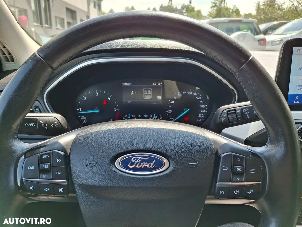 Ford Focus 1.5 EcoBlue Connected - 21