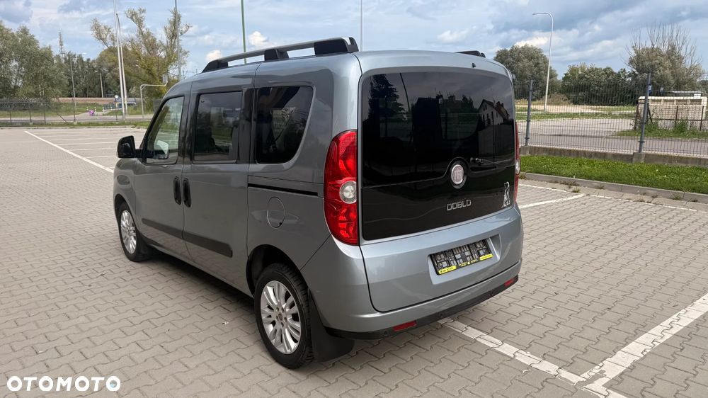 Fiat Doblo 2.0 Multijet 16V Emotion - 5