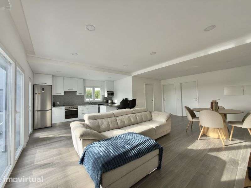 Apartamento T2 moderno em Nadrupe, Lourinhã - Grande imagem: 2/12