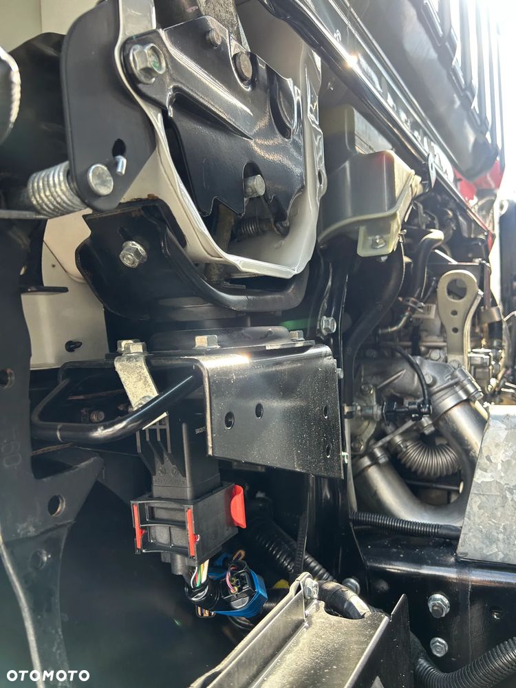 Mitsubishi FUSO CANTER 7C18 / WYWROTKA 3-STRONNA / 2 SZTUKI / TYLKO 12 TYS. KM PRZEBIEGU / POLSKI SALON / PRAWO JAZDY KATEGORIA "C' Z TACHOGRAFEM / DUŻA ŁADOWNOŚĆ 4075 KG !! - 29