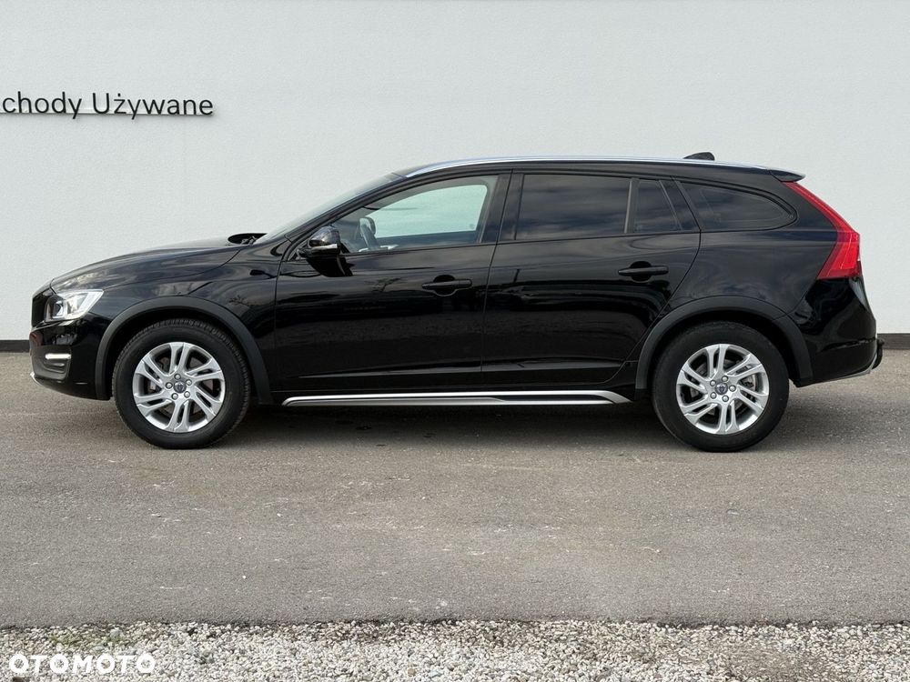 Volvo V60 Cross Country - 4