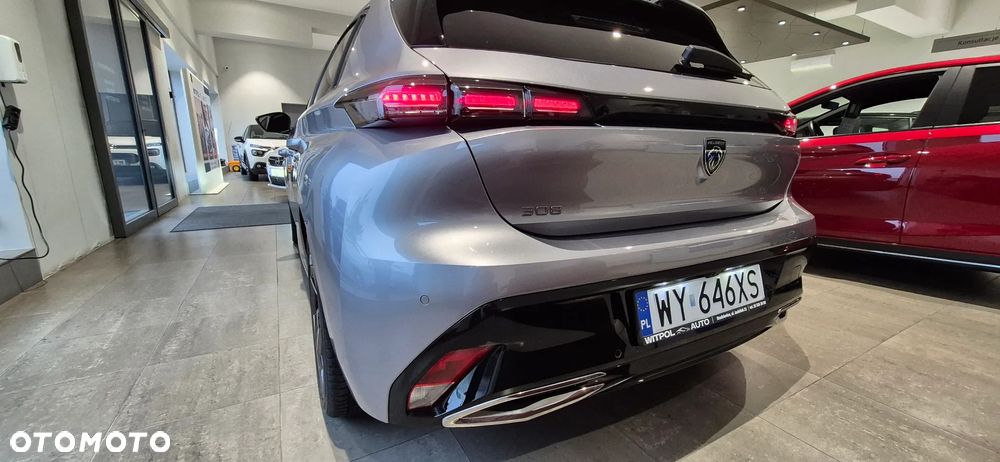 Peugeot 308 1.2 PureTech Allure Pack S&S EAT8 - 32