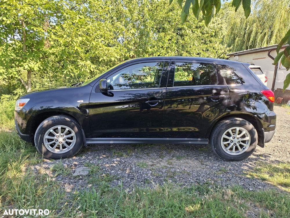 Mitsubishi ASX - 16